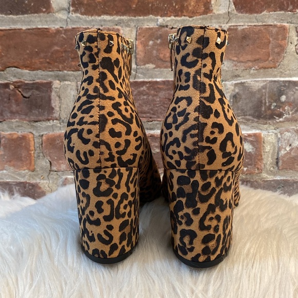 Marc Fisher Client Leopard Print Suede Booties, Size 10M - Picture 6 of 16